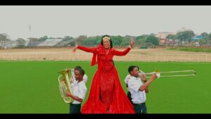 Theresa Phondo – Big God
